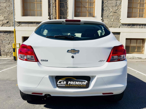 Chevrolet Onix 1.0 MPFI JOY 8V FLEX 4P MANUAL