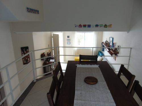 Imagem 7 de 30 de Sobrado Com 5 Dormitórios À Venda Com 182.43m² Por R$ 800.000,00 No Bairro Santa Felicidade - Curitiba / Pr - Sb0658