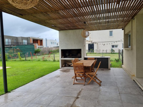 Imagen 3 de 26 de Casa - Los Castaños