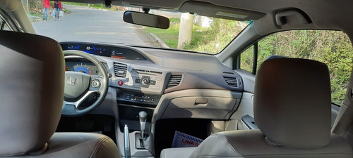 Imagem 6 de 7 de Honda Civic 2014 2.0 Lxr Flex Aut. 4p