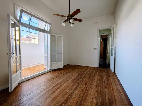 Venta Departamento 2 Ambientes Con Patio Balvanera