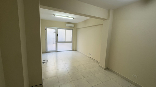 Monoambiente C/cochera En Venta Juramento 370