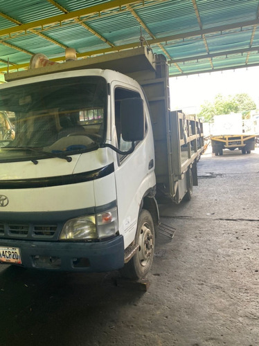 Imagen 3 de 4 de Toyota Dyna Año 2.005