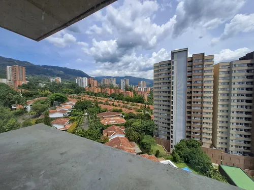 Apartamento En Venta En Benedictinos, La Abadia. Cod V16453