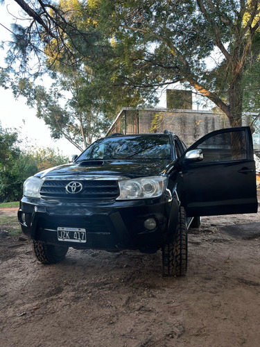 Toyota Hilux SW4 3.0 Srv Cuero I 171cv 4x4 5at