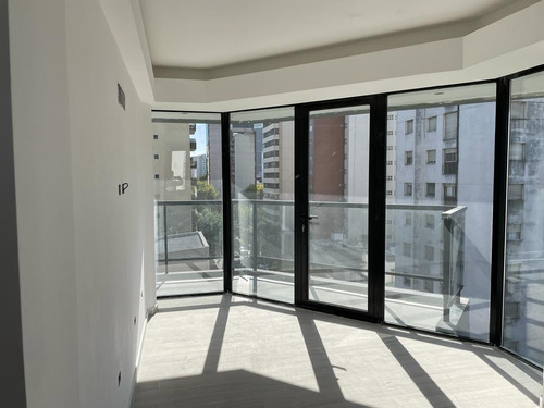 Imagen 2 de 7 de Oficina En Venta - La Plata Centro