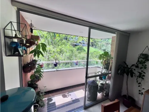Rhbr-12854 (apto Tranquilo, Piso 6, Poblado, Loma Del Indio)