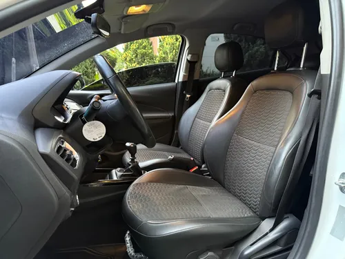 Chevrolet Onix 1.4 Ltz 5 p