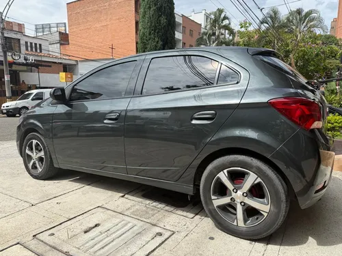 Chevrolet Onix 1.4 Ltz 5 p