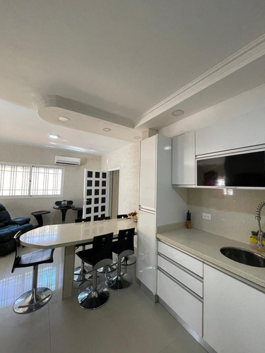 Excelente Townhouse Duplex Urb.brisas De San Miguel A Cinco Minutos Del Sambil