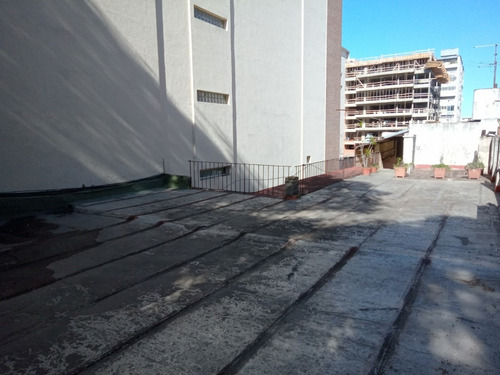 Imagen 9 de 14 de Ph 6 Ambientes Con Terraza A Reciclar.