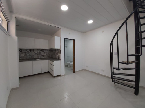 Imagen 3 de 12 de Departamento En Venta En La Tablada