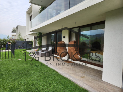 Increible Casa En Exclusivo Condominio De Lo Barnechea