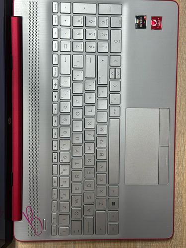 Laptop Hp 15-dw0083wm Rojo (Usado)