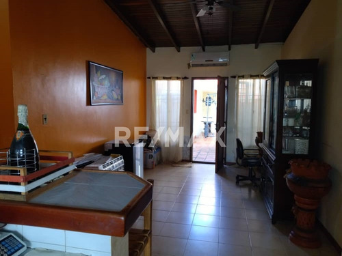 Imagen 3 de 10 de Se Vende Casa En Urb.villas Altacruz, Sector La Cruz