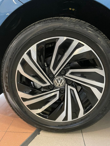 Imagen 10 de 23 de Volkwagen Vento Highline 250 At Tsi 0 Km 2021