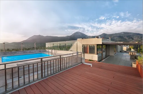 Vende Penthouse Vista Despejada Al Oriente