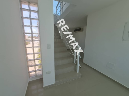 Imagen 20 de 30 de Town House En Urbanizacion Dumar Country Club, Conj. Resd. Villas Del Mar