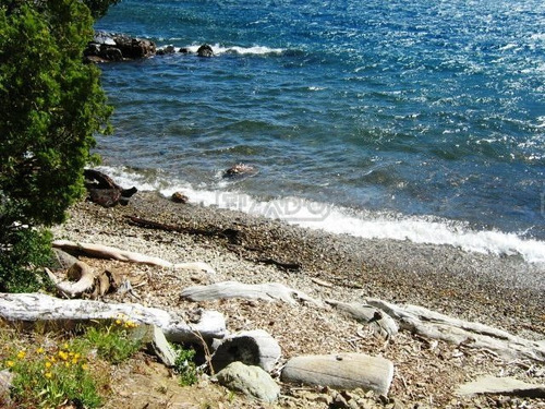 Turístico En Venta Ubicado En Lago Gutiérrez, Bariloche