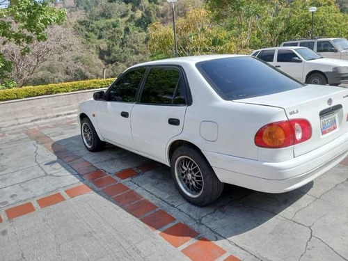 Imagen 4 de 10 de Toyota Corolla