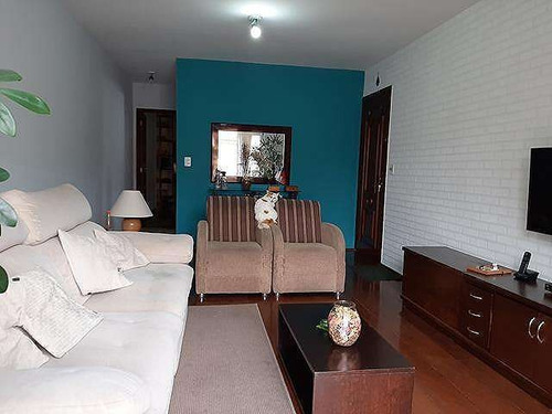 Sobrado, Com 3 Quartos E 1 Suite, 4 Banheiros E 3 Vg- Fl45