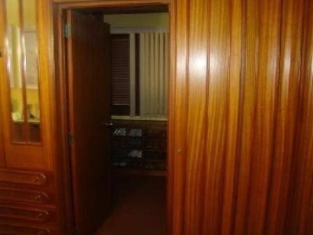 Imagem 5 de 19 de Casa De 5 Dormitórios - 4410