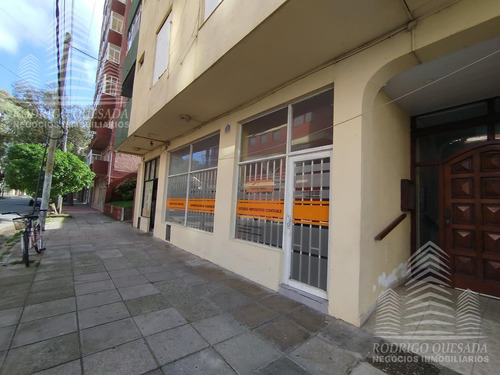 Local Comercial Sobre Chiozza