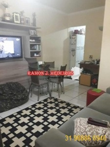 Imagem 6 de 24 de Bairro Copacabana Excelente Casa Colonial Geminada 2qts Sendo 1 Suíte Próximo Av. Central/portugal Em Bhte-mg