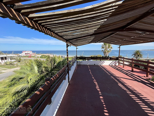 Casa + 3 Locales Comerciales En Excelente Punto Cuchilla Alta