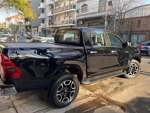 Imagen 22 de 24 de Toyota Hilux 2022 2.8 Cd Srx 177cv 4x2 At