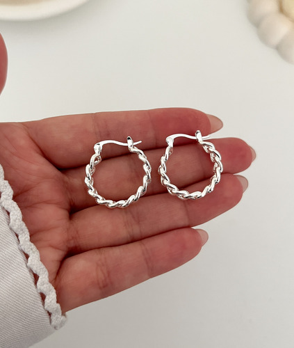 Argollas Trenzadas Grumet Tipo Cadena Calada De Acero Blanco