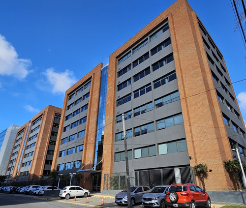 Oficinas En Alquiler | Olivos Building 2, Dr. Nicolás Repetto 3656, Olivos, Gba Norte | 1 Piso - 778 M²