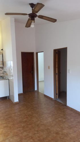 2 Dormitorios, Patio, Garage. B° Anexo Las Palmas