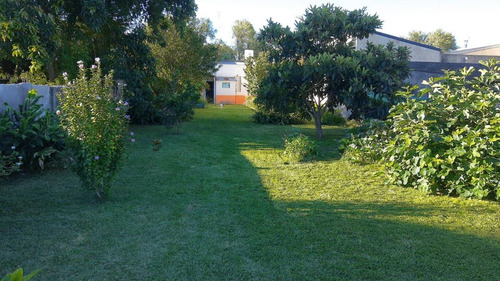 Casa Y Terreno En Venta - 3 Dormitorios 2 Baños - 800 Mts2 - Comandante Nicanor Otamendi