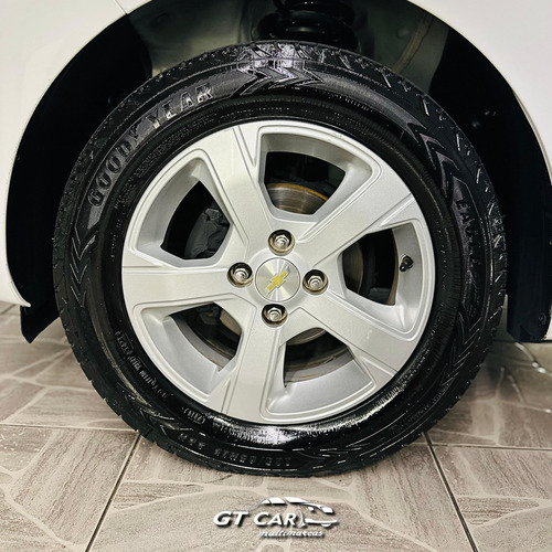 Chevrolet Onix 1.0 Lt 5p