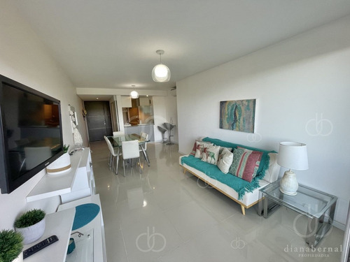 Imagen 7 de 13 de Venta De Apartamento De 2 Dormitorios En Edificio Be Punta