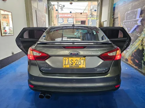 Ford Focus 2.0 Titanium