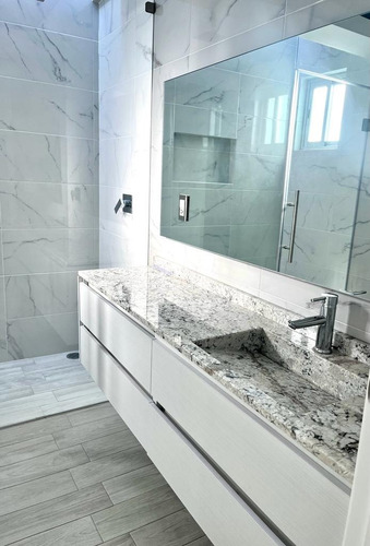 Residencia Avaluo Superior Privada Status En Metepec