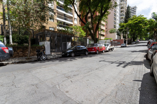 Imagem 27 de 28 de Apartamento À Venda No Bairro Moema - São Paulo/sp - O-4661-11945