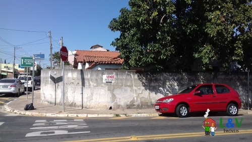 Imagem 9 de 11 de Ótimo Terreno Com 3 Casas - 305