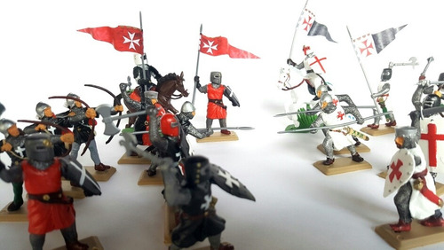 Soldados Medievales Batalla 21 Piezas Pintadas A Mano.