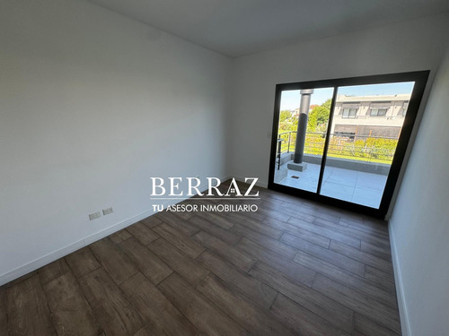 Casa Venta 4 Dormitorios Barrio Santo Tomás Lote De 450 M2 Pilar