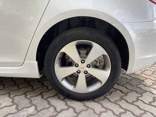 Imagem 11 de 15 de Chevrolet Cruze 1.8 Lt Sport6 16v Flex 4p Manual 2013