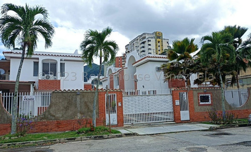 Town House En Venta Trigal Norte Valencia Carabobo Excelente Ubicación Parque Infantil Vigilancia Gmp