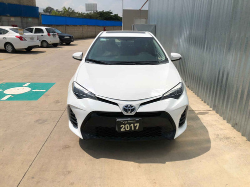 Imagen 8 de 15 de Toyota Corolla 2017 4p Se L4/1.8 Man