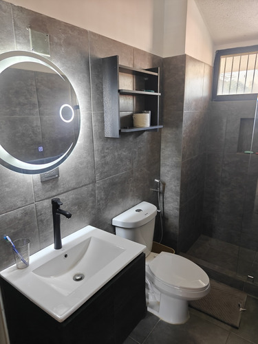 Qta Casa De 5 Habitaciones Amoblada