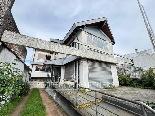 Se Arrienda  Edificio Comercial De 604,70 Mt Const...