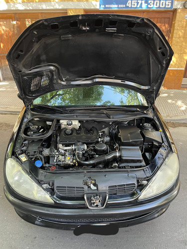 Peugeot 206 1.9 Live! 2