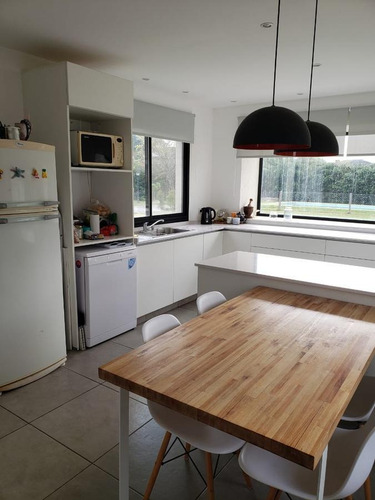 Imagen 16 de 27 de Venta Casa 4 Ambientes Con Piscina En Santa Teresa - Villanueva.
