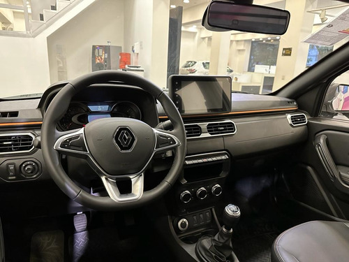 Renault Oroch 1.3 Tce 163 Outsider Mt 4Wd